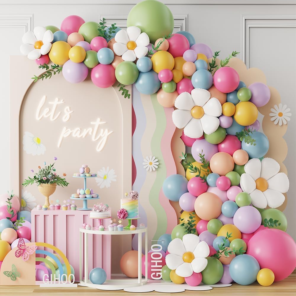 Bloonページ Oceanside Garden with Blue Vase | Blooms Today